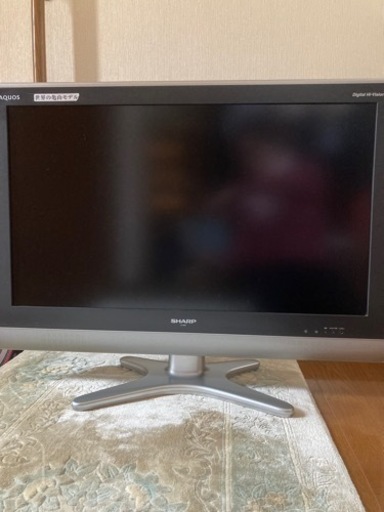 テレビ　32インチ
