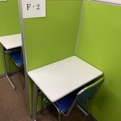 日本最高級 個別指導 学習塾 パーテーションの画像