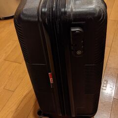 小型スーツケースの画像