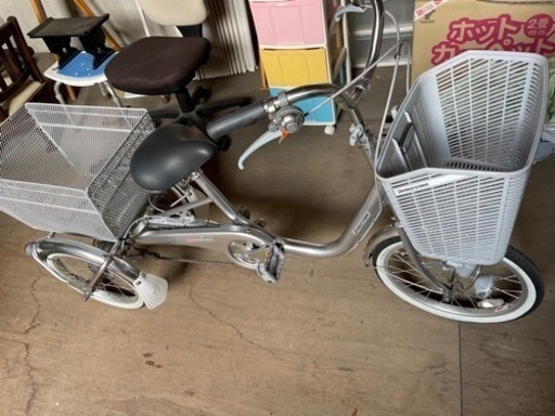 ブリジストン　三輪車