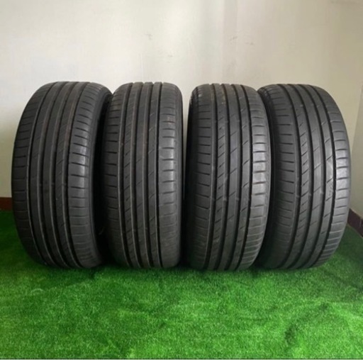 タイヤ 215/55ZR17 W94 KUMHO ECSTA PS71. // 4本