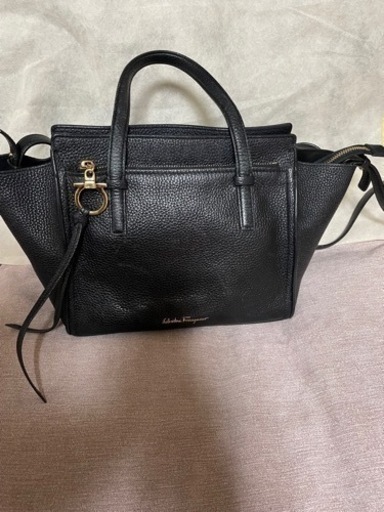 フェラガモバック