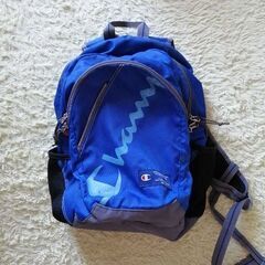 青いリュック
