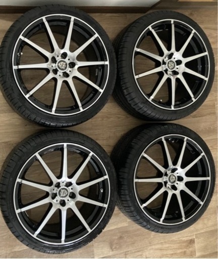 18インチ　PCD100-5H 7J +48 215/40R18