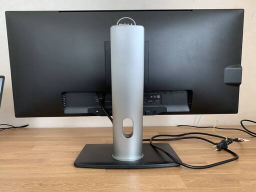 DELL 29インチ ウルトラワイドモニター U2913WM　2,560 x 1,080のワイドフルHD解像度