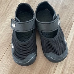 ニューバランス　サンダル　キッズ　子供　15cmの画像