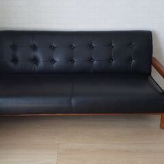 カリモク風三人掛けソファー