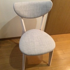 北欧調　食卓イス