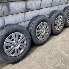 ［問い合せ中］NV350純正ホイール・タイヤ