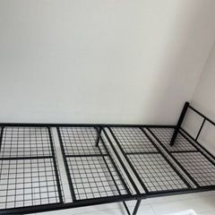 ニトリ  スチールベッド  黒