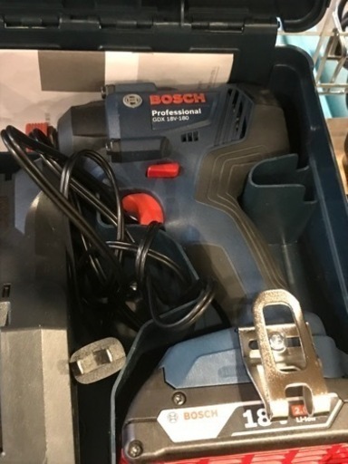 【美品】BOSCH コードレスインパクトレンチ GDX-18V 180