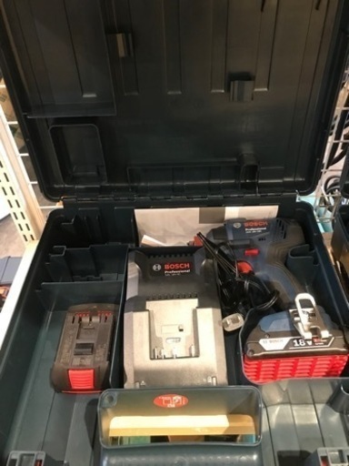 【美品】BOSCH コードレスインパクトレンチ GDX-18V 180