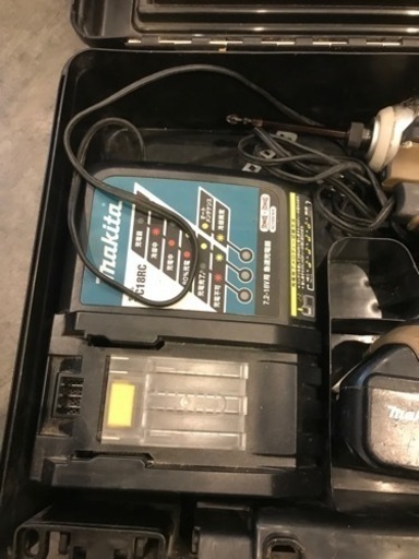 【中古】makita 充電式インパクトドライバー TD1710 ケース違い