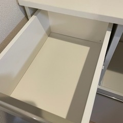 【急募】食器棚　本日　今からの画像