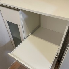 【急募】食器棚　本日　今からの画像