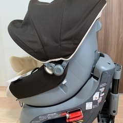 チャイルドシート　新生児〜４歳の画像