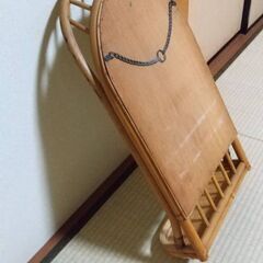 籐製のミラーです。の画像