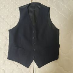 REGAL製 メンズスーツ AB5号 スリーピース 紺色の画像