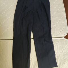 REGAL製 メンズスーツ AB5号 スリーピース 紺色の画像