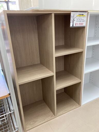 可愛い木目調の収納棚