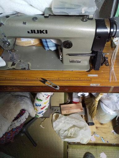 早い者勝ち、ジューキ工業用  糸切り ミシン100V
