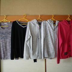 値下げしました　男子上着12着ズボン3枚  の画像