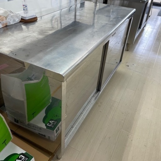 引き戸作業台　業務用厨房機器