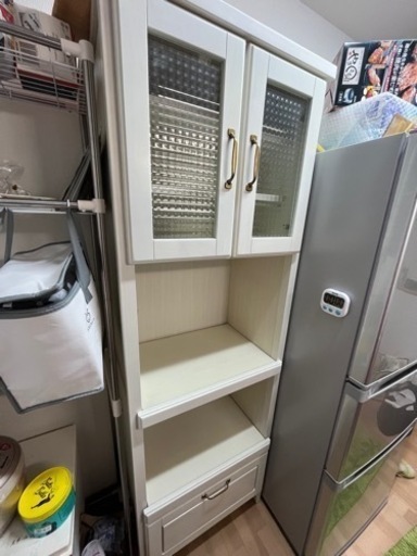 【美品】おしゃれ　かわいい　食器棚　アンティーク風