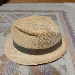 中折れ帽子の画像