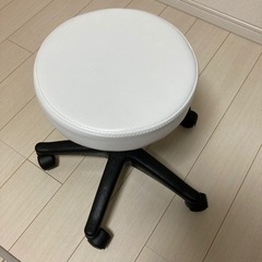 美品　スツールの画像
