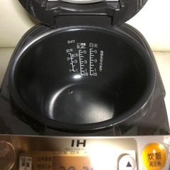 炊飯器の画像