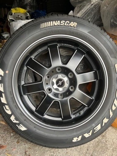 200系ハイエース　17インチファブレス　値下げ