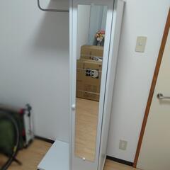 【美品】ミラー・キャスター付　木製ハンガーラックの画像