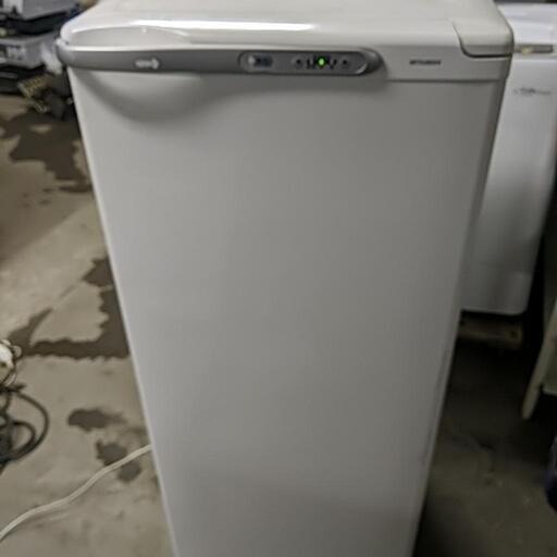 三菱冷凍庫　MF-U12J 2006年製