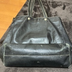 LANCEL 大きめトート　レザー？の画像