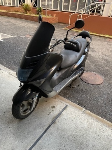 YAMAHA マジェスティ125FI インジェクション　　小型　125cc