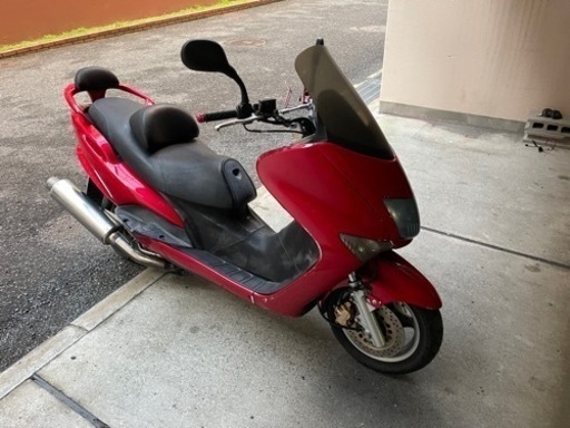 YAMAHA マジェスティ125FI 希少カラーインジェクション　レッドカスタム
