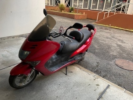 YAMAHA マジェスティ125FI 希少カラーインジェクション　レッドカスタム