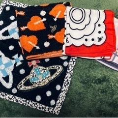 Vivienne Westwood ヴィヴィアン　ウェストウッド...