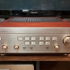 LUXMAN L570