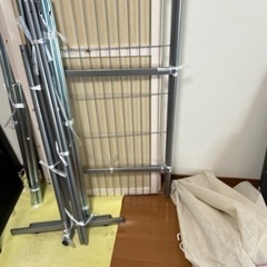 【譲り先決定】木製伸縮式クローゼットハンガーラック無料差し上げます！！の画像