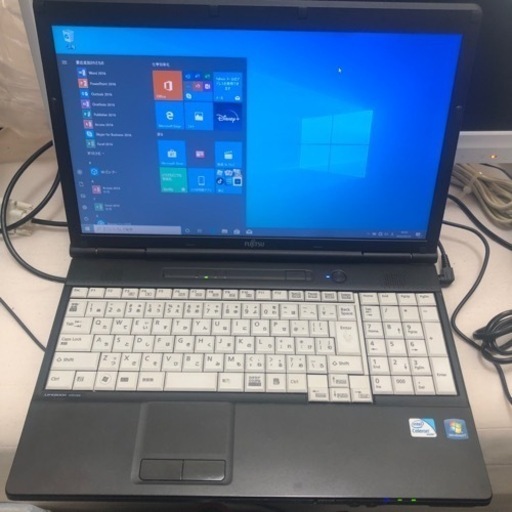 新品SSD搭載  富士通 ノートパソコンLIFEBOOK A561/DX