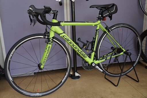 キャノンデール　ＣＡＡＤ8　キャド8　アルミロードバイク　105　11S　アクセサリー付き