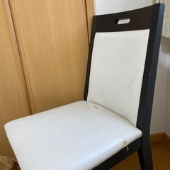 モノクロスタイリッシュチェア　2脚