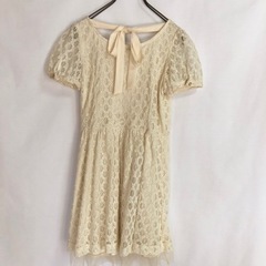 イング　花柄　ワンピースの画像