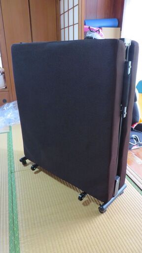 折りたたみベッド