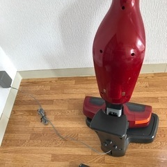 【取引中】E lectrolux掃除機【箱あり】定価3万位●3月30日まで来られる方（ハンディーにもなります）の画像