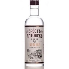 ウォッカ　Brest-Litovsk はちみつとイワン茶入り
