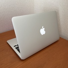 美品 MacBook Air Early2015 11インチ Monterey Apple