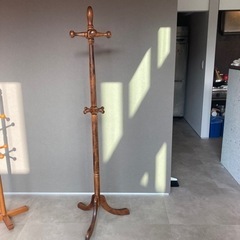 ＊中古＊木製ハンガーポール？